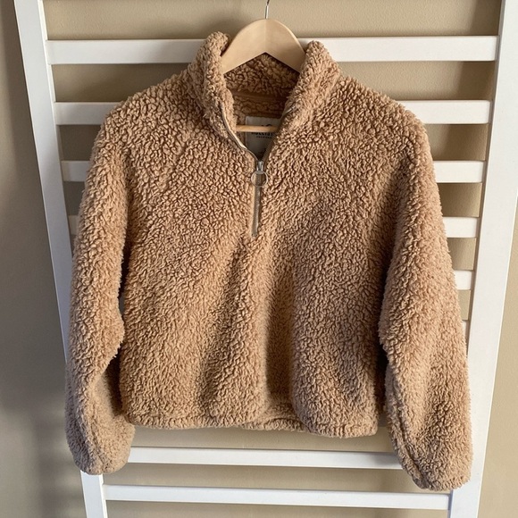 Hollister Teddy Pull Over Sweater Tan Brown Size small - Picture 1 of 15